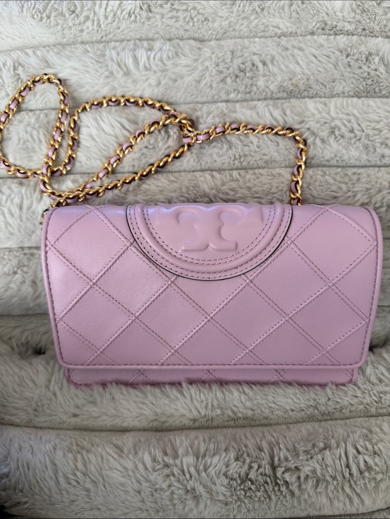 Tory Burch Handbags - Tory Burch Quilted Lavender Chain Strap Shoulder Bag